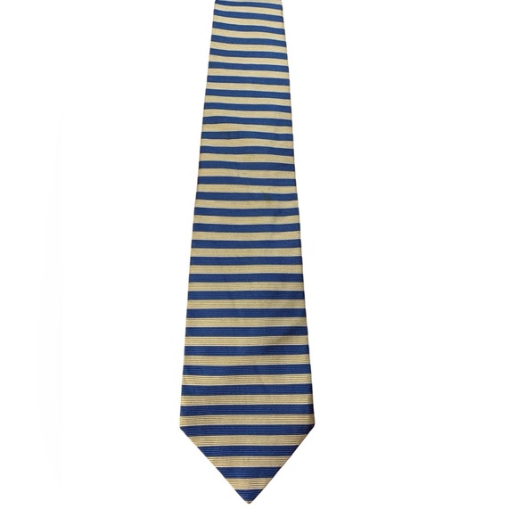 Brooks Brothers Other - Brooks Brothers 100% silk tie. Palest Ivory & blue horizontal stripes. EUC